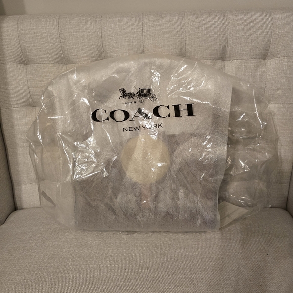 Coach Dempsey 40 Tote - NWT!!! - Picture 8 of 9